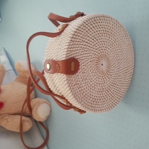 Handbag - Picture 2 of 5